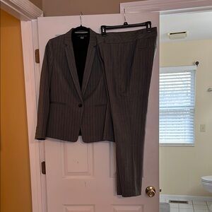 ANTONIO MELANI Gray Pantsuit for Business